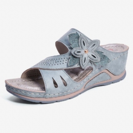 Dame Blomsterdekorasjon Slip On Hollow Out Myke Uformelle Kilesandaler