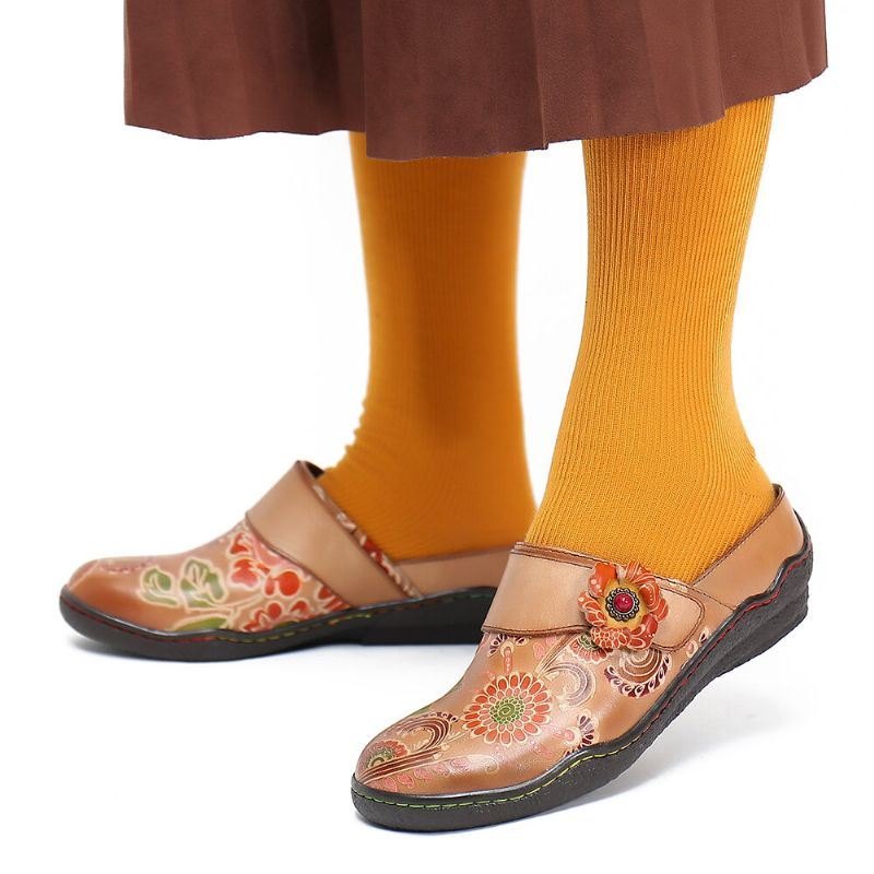 Retro Blomsterpreget Mønster For Dame I Ekte Skinn Super Behagelige Slip-on-sko