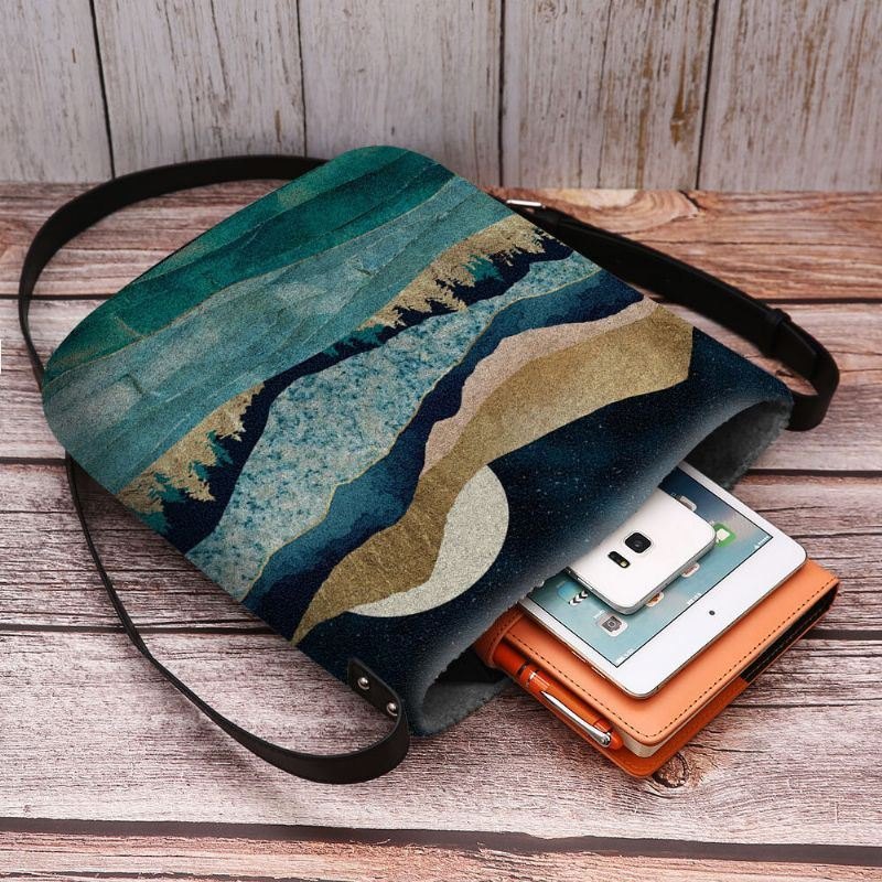 Damefilt Mountain Treetop Landscape Print Bag Crossbody Bag Skulderveske