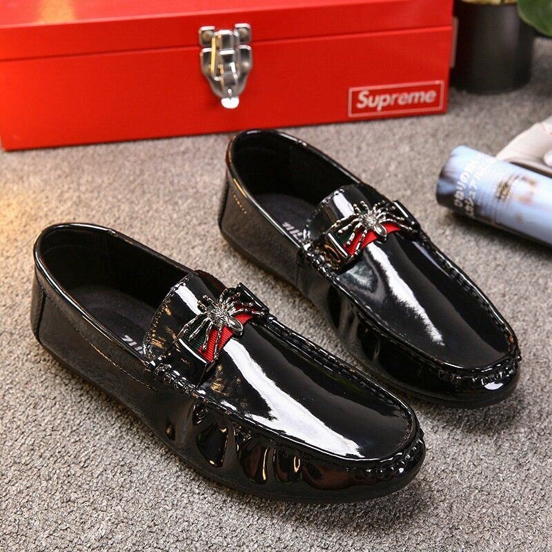 Herre Pu Butterfly Decoration Fashion Business Slip On Leather Loafers