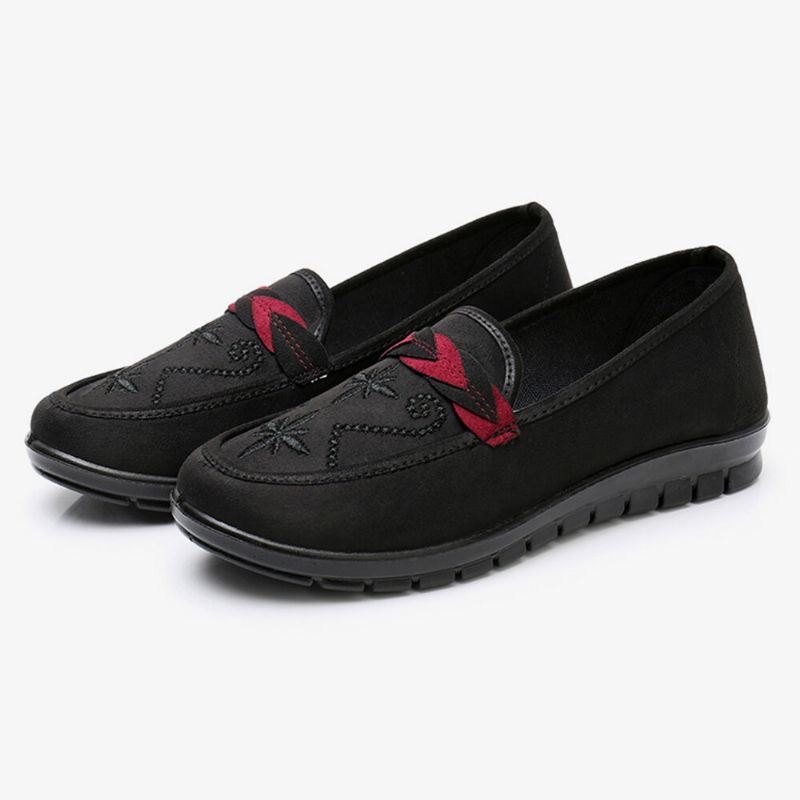 Dame Blomster Broderi Grunne Bærbare Slip-on Loafers